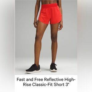 Fast and Free Reflective High-Rise
Classic-Fit Short 3" Color: Hot Heat